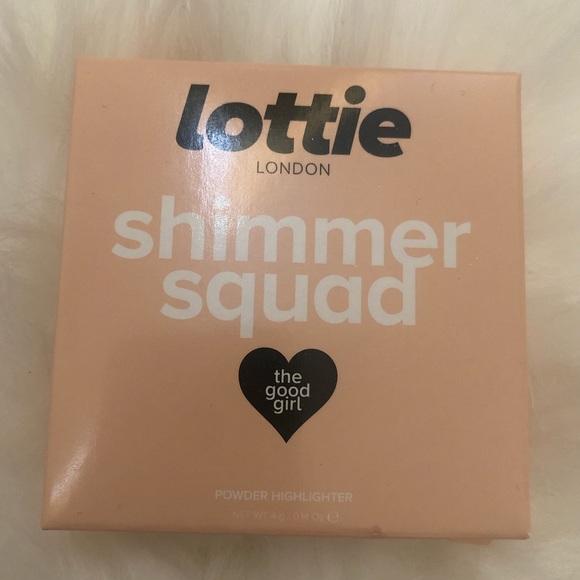 Lottie London shimmer squad powder highlighter - Picture 2 of 2